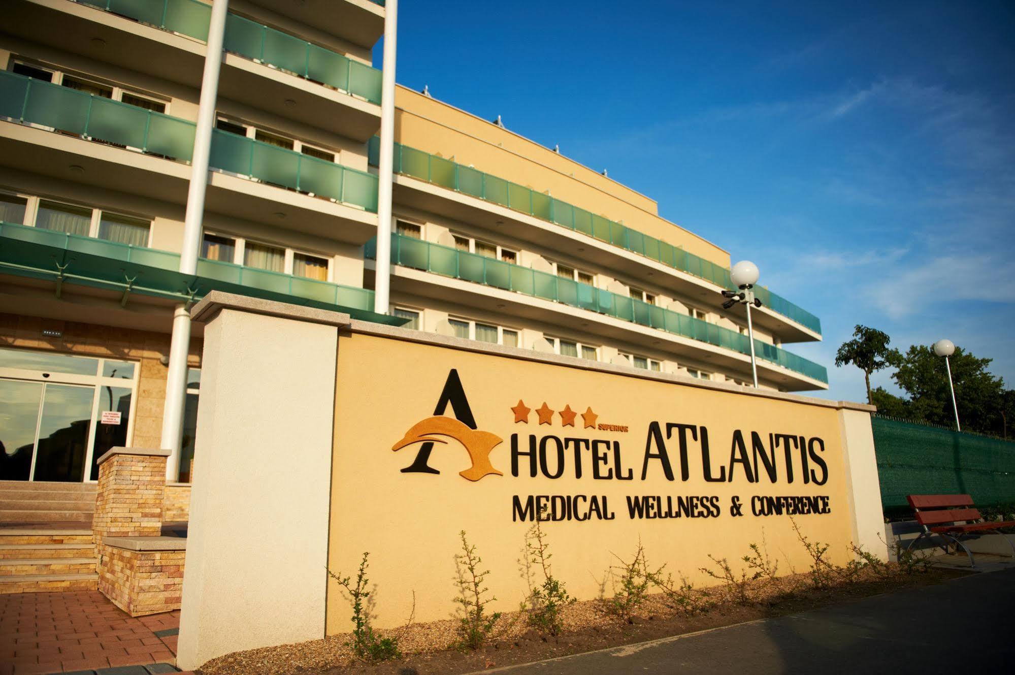 Hotel Atlantis Medical, Wellness & Conference Hajdúszoboszló Exterior foto